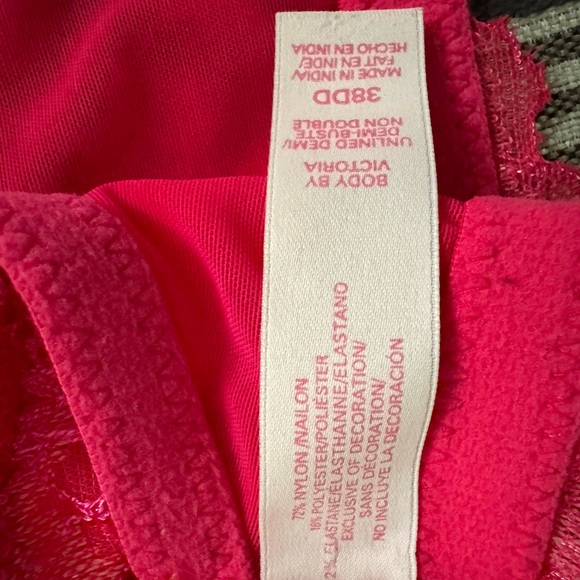 Victoria’s Secret Pink Lace Underwire Bra Size 38 DD - Picture 7 of 14